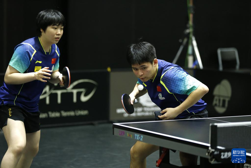 西班牙人而 西班牙人而